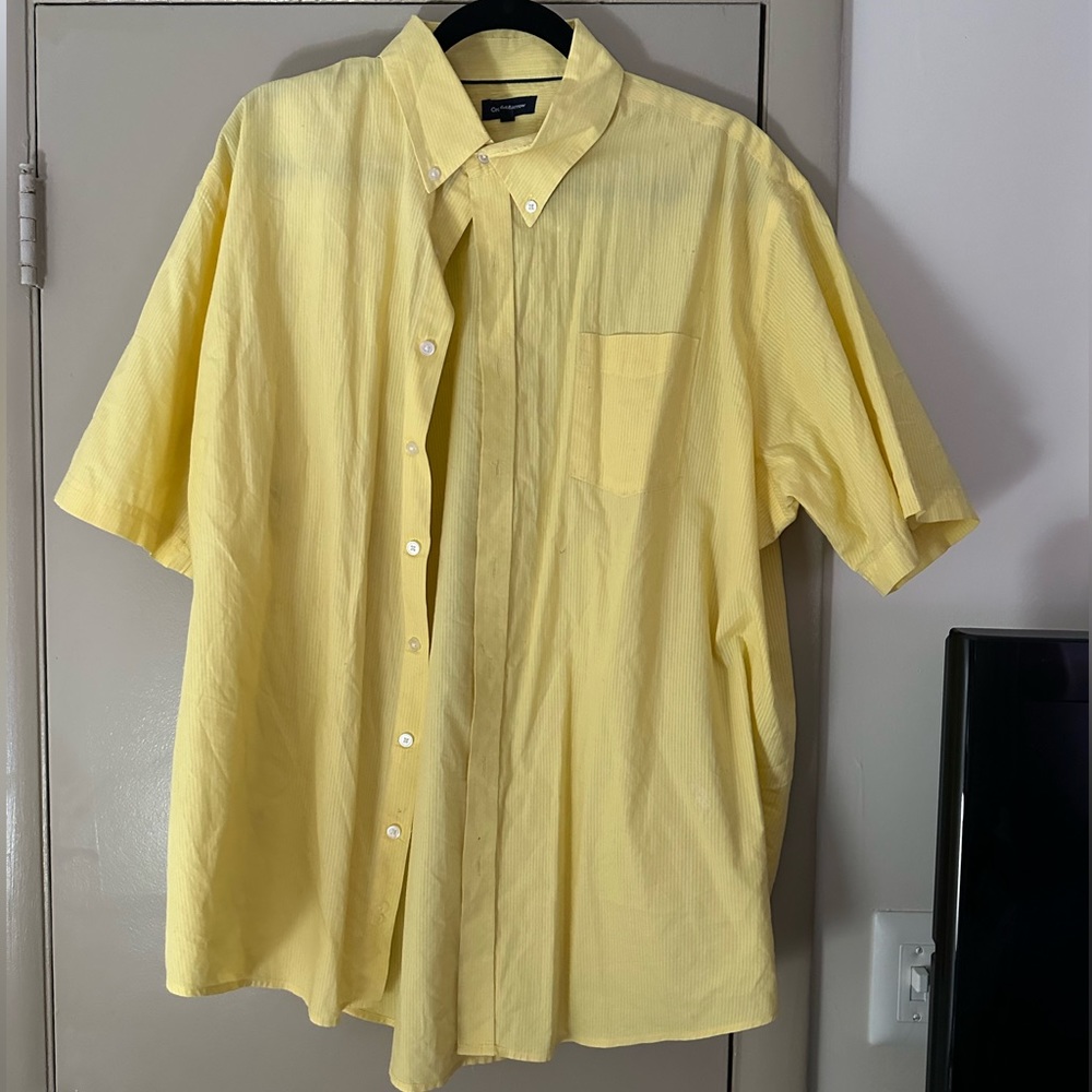 Croft&Borrow Short sleeve yellow button down shirt